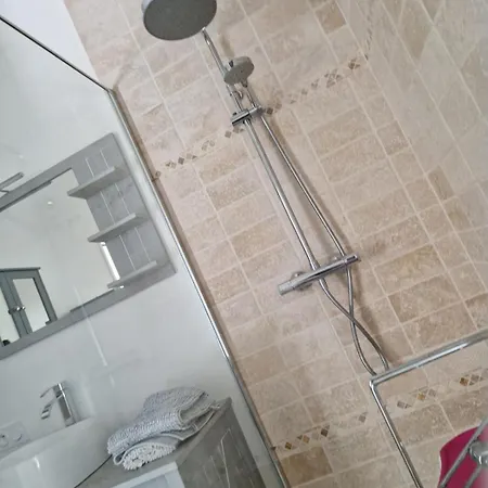 Maisonette Sur Le Bassin! * Лантон