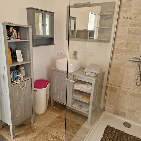 Maisonette Sur Le Bassin! Лантон