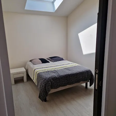 Maisonette Sur Le Bassin! Лантон