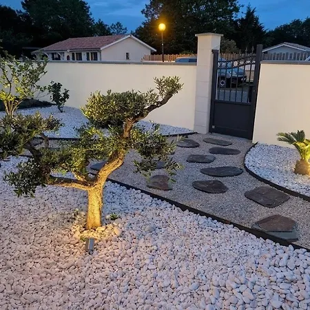 Maisonette Sur Le Bassin! Дом отдыха *