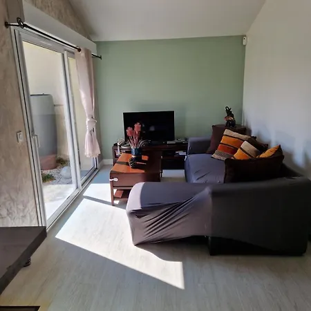 Maisonette Sur Le Bassin! *